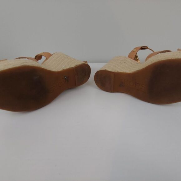 Womens 6 Michael Kors sandal wedge light brown - Picture 3 of 4